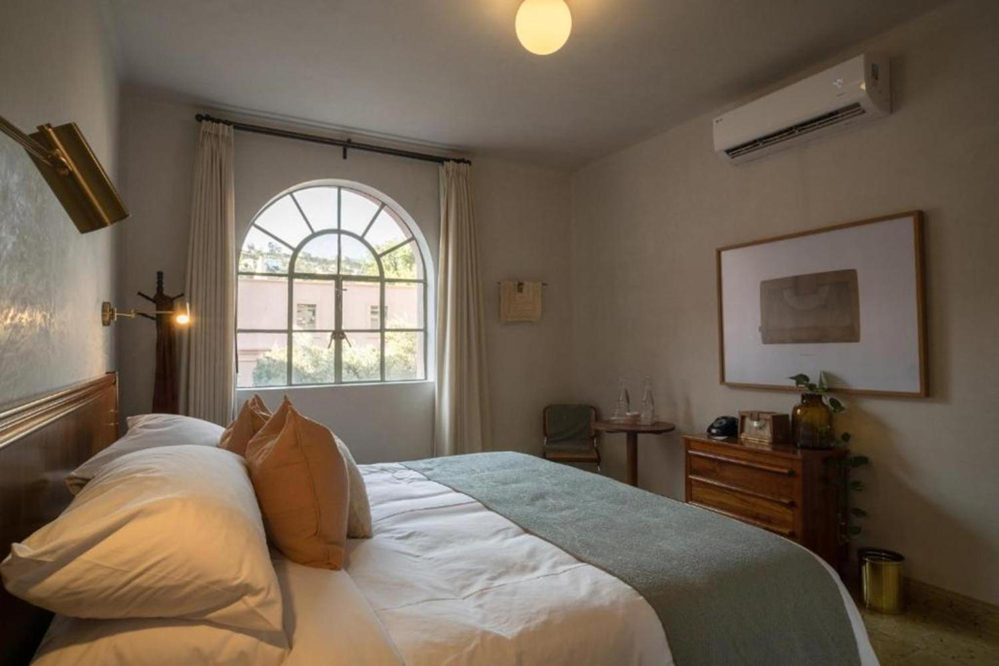 Hotel Hercules Queretaro Bagian luar foto
