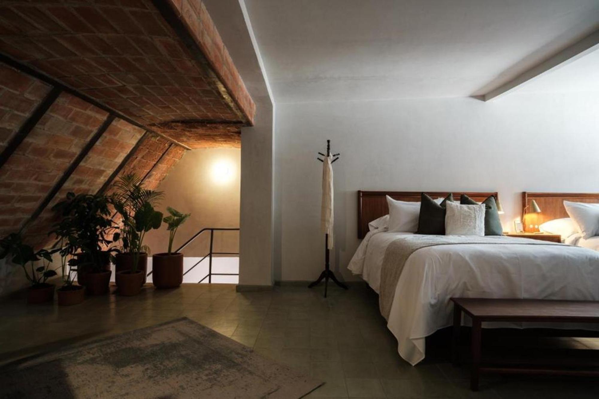 Hotel Hercules Queretaro Bagian luar foto
